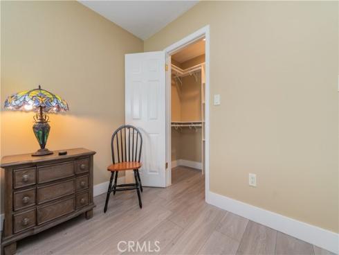 1000 W Macarthur  13  Boulevard, Santa Ana, CA