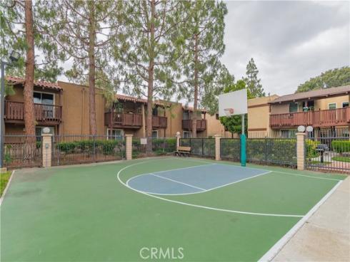 1000 W Macarthur  13  Boulevard, Santa Ana, CA