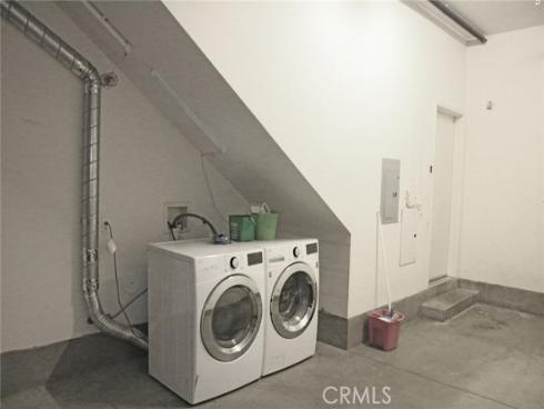 113 E City Place Drive, Santa Ana, CA