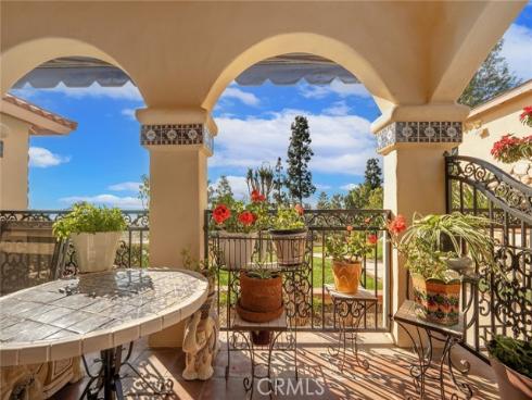 2240  Foothill   Boulevard, Santa Ana, CA