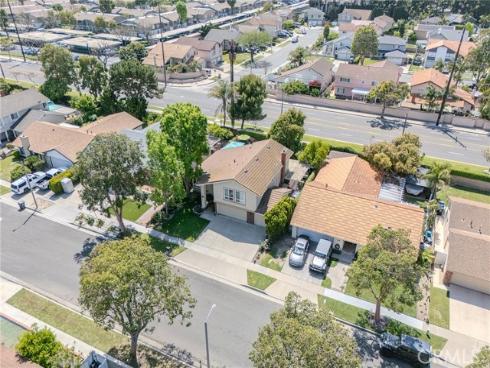 2710 S Deegan Drive, Santa Ana, CA