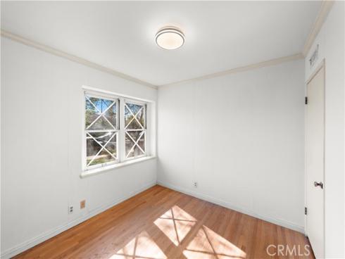 1910 N Greenbrier Street, Santa Ana, CA