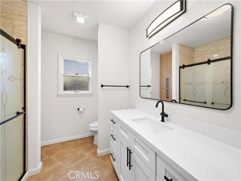 1910 N Greenbrier Street, Santa Ana, CA