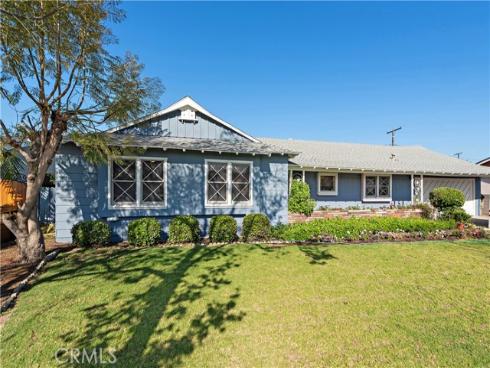 1910 N Greenbrier Street, Santa Ana, CA