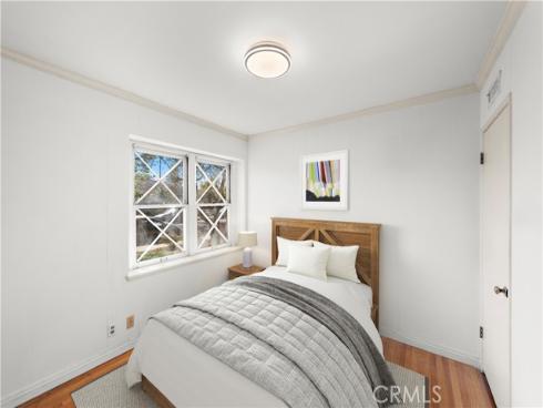 1910 N Greenbrier Street, Santa Ana, CA