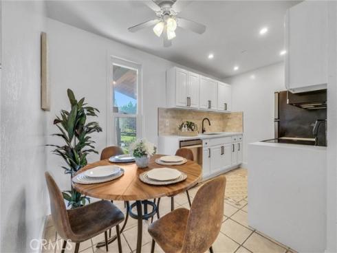 1010 W Macarthur 8 Boulevard, Santa Ana, CA