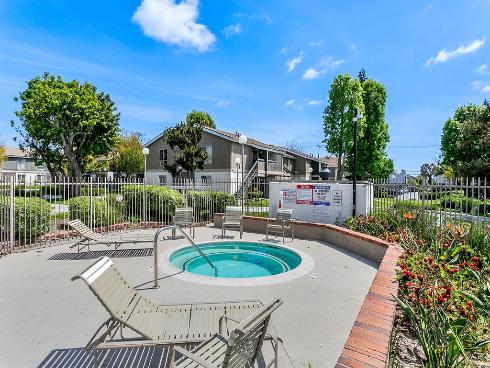2835 S Fairview  C  Street, Santa Ana, CA