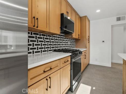 2835 S Fairview C Street, Santa Ana, CA