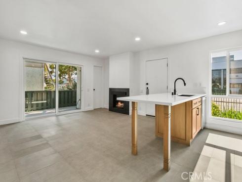 2835 S Fairview C Street, Santa Ana, CA