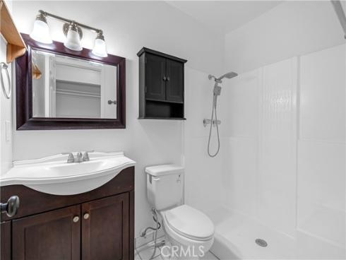 1001 W Stevens 202 Avenue, Santa Ana, CA