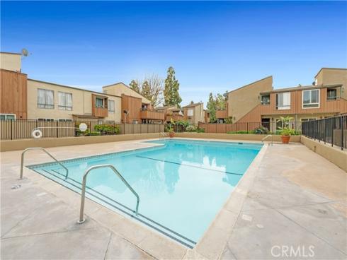 1001 W Stevens 202 Avenue, Santa Ana, CA