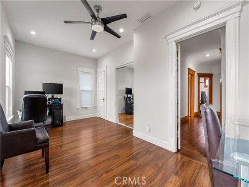 610  E 4th  , Santa Ana, CA