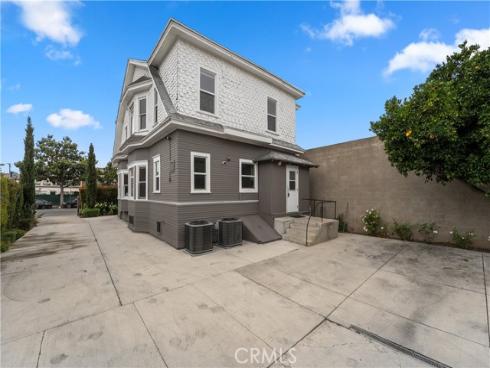 610  E 4th  , Santa Ana, CA