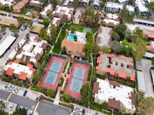 1000 W Macarthur 100 Boulevard, Santa Ana, CA