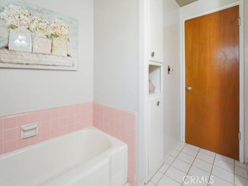 1214 Halladay Street, Santa Ana, CA