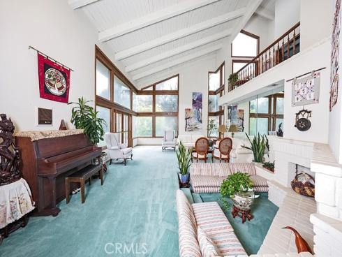 9752 Rangeview Drive, Santa Ana, CA