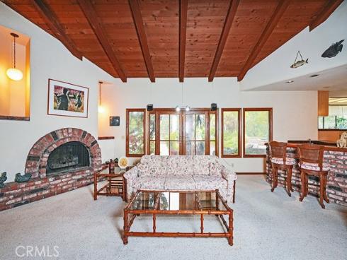 9752 Rangeview Drive, Santa Ana, CA