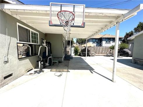 2506 W Pomona Street, Santa Ana, CA