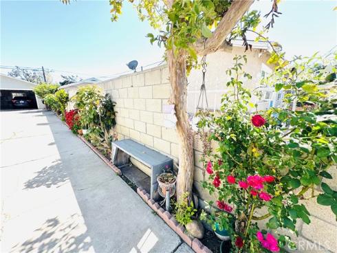 2506 W Pomona Street, Santa Ana, CA