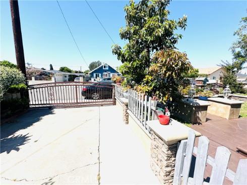 2506 W Pomona Street, Santa Ana, CA