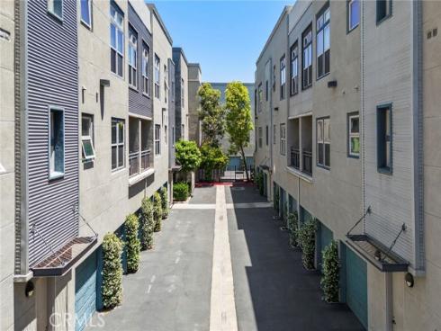 253 N Bush Street, Santa Ana, CA