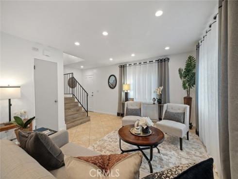 128 Fairview 1 Street, Santa Ana, CA