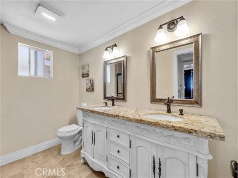 2622 S Pacific Avenue, Santa Ana, CA