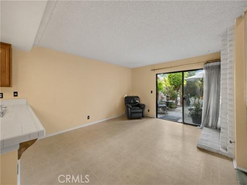 2622 N Tustin  (147)  Avenue#D, Santa Ana, CA