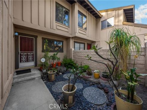 2622 N Tustin  (147)  Avenue#D, Santa Ana, CA