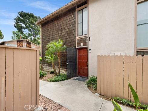 1088 Cabrillo Park A Drive, Santa Ana, CA