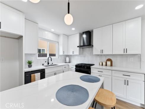 2514 S Rita Way, Santa Ana, CA