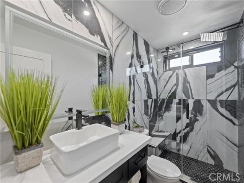 2514 N Tustin  71  Avenue, Santa Ana, CA