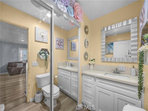 1709 S Townsend St , Santa Ana, CA