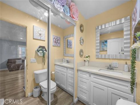 1709 S Townsend St , Santa Ana, CA