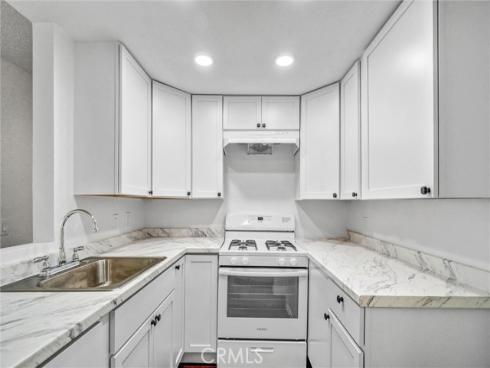 600 W 3rd  A115  Street, Santa Ana, CA