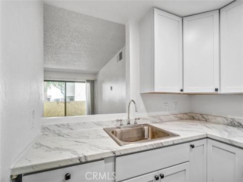 600 W 3rd  A115  Street, Santa Ana, CA