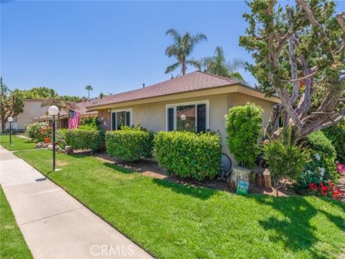 1919 Sherry 28 Lane, Santa Ana, CA