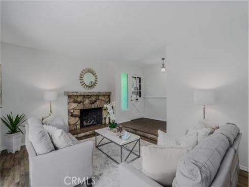 1919 Sherry 28 Lane, Santa Ana, CA