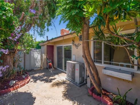 1919 Sherry 28 Lane, Santa Ana, CA