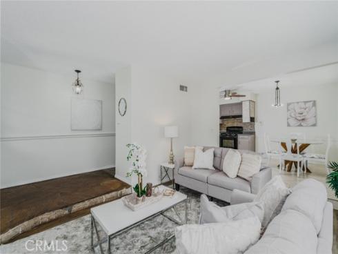 1919 Sherry 28 Lane, Santa Ana, CA