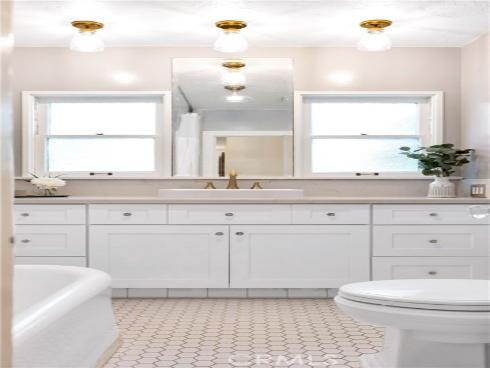 2336 N Riverside Drive, Santa Ana, CA