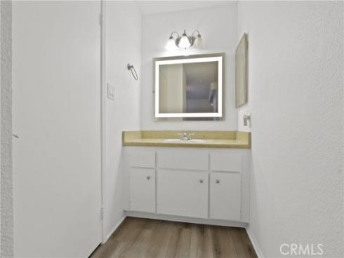 1345 Cabrillo Park J08 Drive, Santa Ana, CA