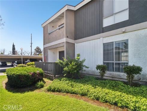 2827 S Fairview O Street, Santa Ana, CA