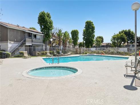 2827 S Fairview O Street, Santa Ana, CA