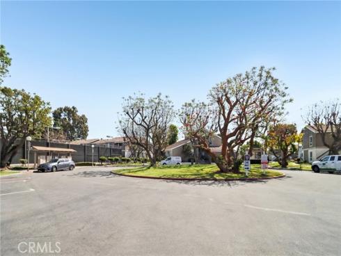 2827 S Fairview O Street, Santa Ana, CA