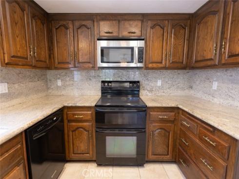 1903 W West Wind , Santa Ana, CA