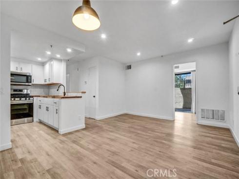 700 W 3rd A117 Street, Santa Ana, CA