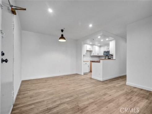 700 W 3rd A117 Street, Santa Ana, CA