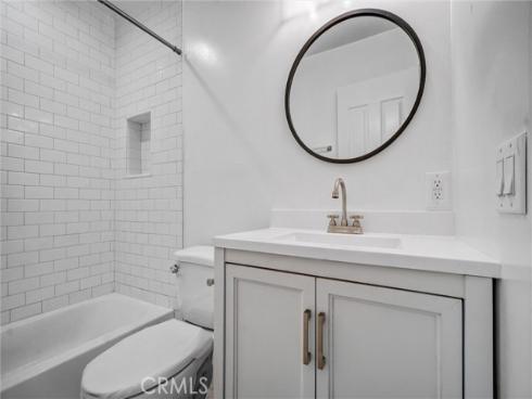 700 W 3rd A117 Street, Santa Ana, CA