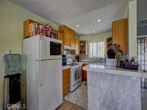 944 W Cubbon Street, Santa Ana, CA